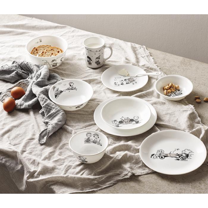 Corelle コレール スヌーピー モノトーン 深皿 径21 5cm 高さ4cm パール金属 J4 Spmt Cp 9398 Cp 9398 キッチン用品店 ホーオンストア 通販 Yahoo ショッピング
