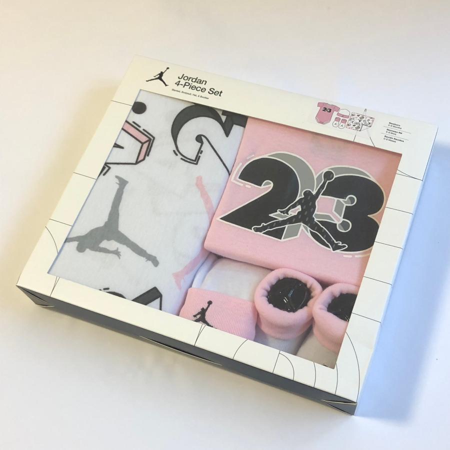 べビー ジョーダン ロンパース&ブランケット 4点セット Jordan Infant Set 帽子 靴下 ギフトセット ピンク系 箱付き ...