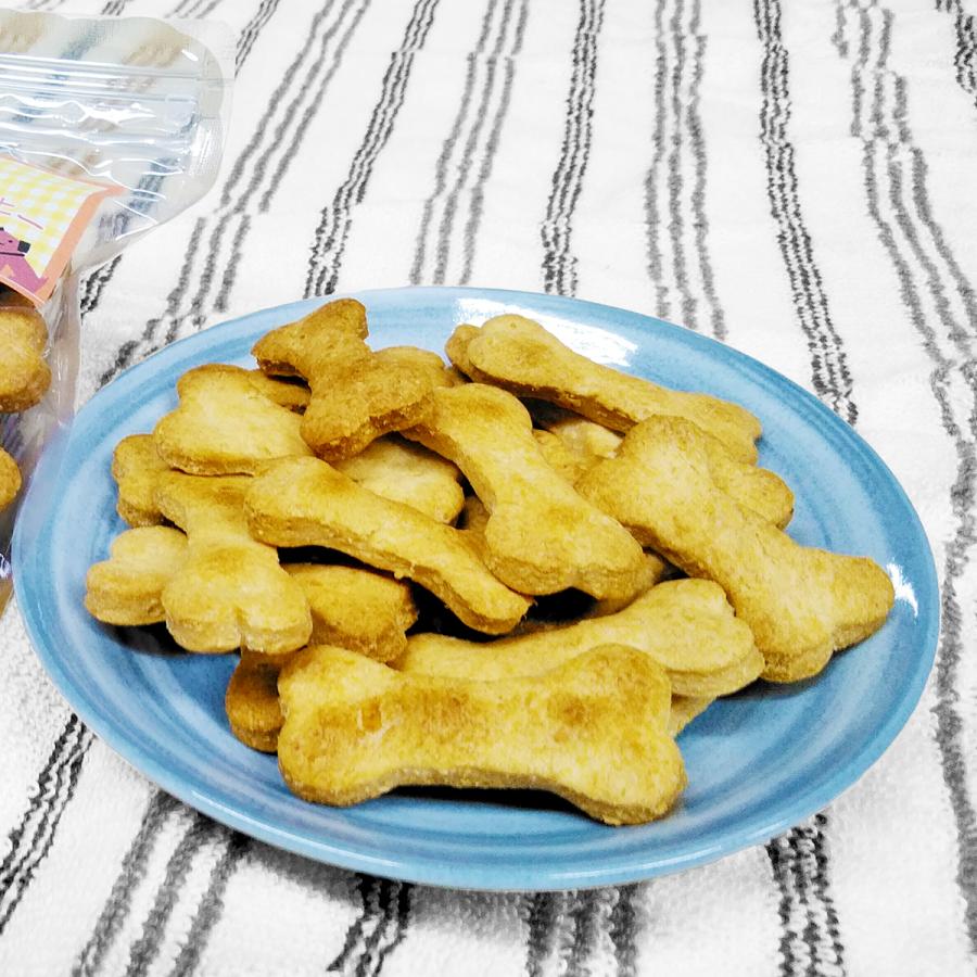 ５袋 犬用チーズおからクッキー 60g 犬用 おやつ おから チーズ クッキー 北海道産小麦 イタリア製オリーブオイル ニュージーランド産パルメザンチーズ |  | 01