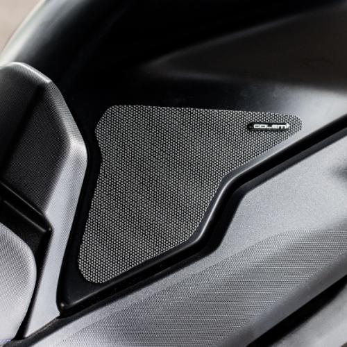 ウインターセール 在庫有 トレーサー900 TEOGONIA GOLEM CONVEX TANKPAD トレーサー900/トレーサー900GT専用 コンベックス タンクパッド タンク グリップ パッド |  | 04