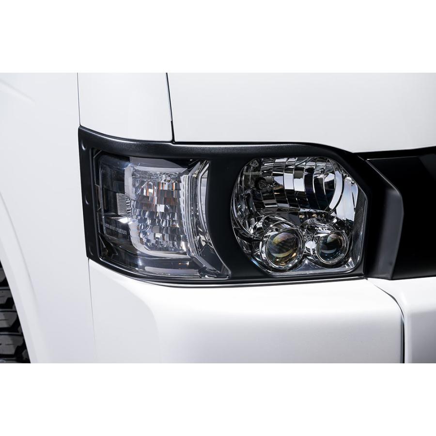 ハイエース GDH211K/TRH211K ヘッドライトガーニッシュ シボ加工の