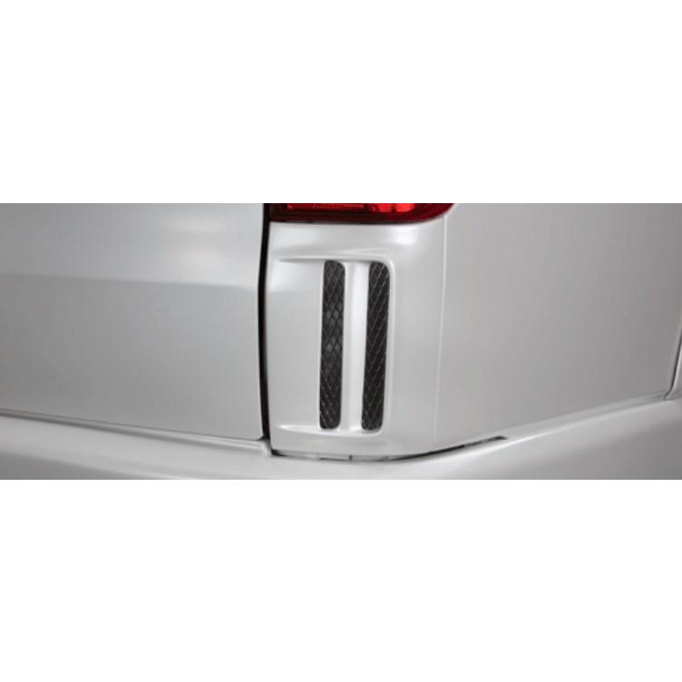 シルクブレイズ ハイエース/レジアスエース 200系 リアコーナーダクト