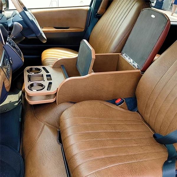 【ほぼ未使用】 カズキオート ハイエース 200系 センターコンソールボックス タイプ２ ショート レザー kazukiauto BUAN COMFY ブアンコンフィー 【DGJ1677520252】(59333円)