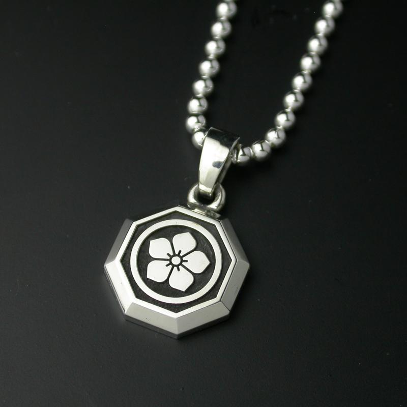 家紋ペンダント・八角・小 : 彫銀Yahoo!店 - 通販 - Yahoo!ショッピング