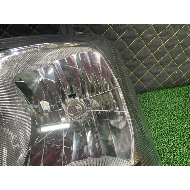 エブリイ ワゴン(H22年) PZターボ　ヘッドライトユニット　運転席側(R) エブリイ ワゴン(H22年) PZターボ ヘッドライトユニット 運転席