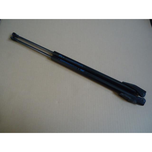 エクストレイル DBA-NT32 バックドアダンパー AX6 90451-4CL1B 90450
