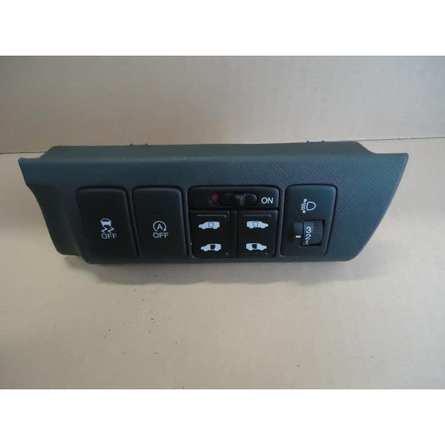 ステップワゴン DBA-RK1 インパネスイッチ一式 NH788P VSA