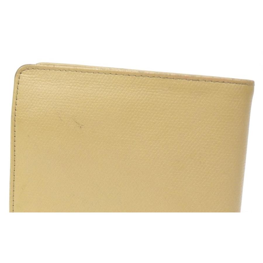 CHANEL シャネル 二つ折り財布 ベージュ レザー 【中古】(13325 CHANEL シャネル 二つ折り財布 ベージュ レザー 【中古】(13325