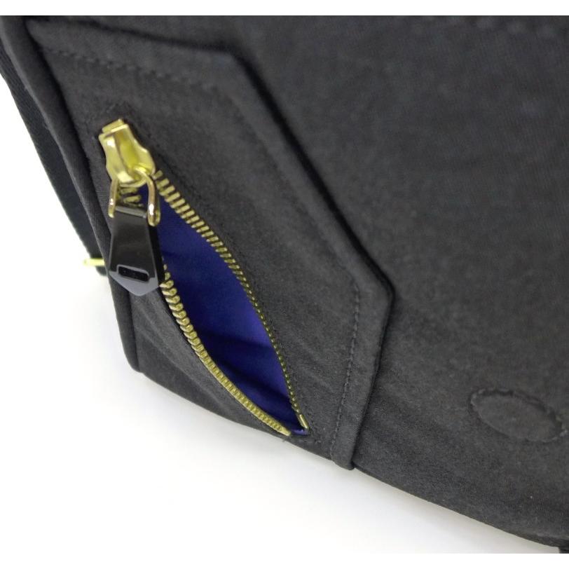 kipling（キプリング） ショルダーバッグ チャーム付き 黒 【中古