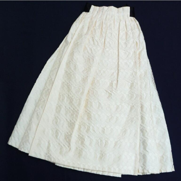シャネルロングスカート麻白 