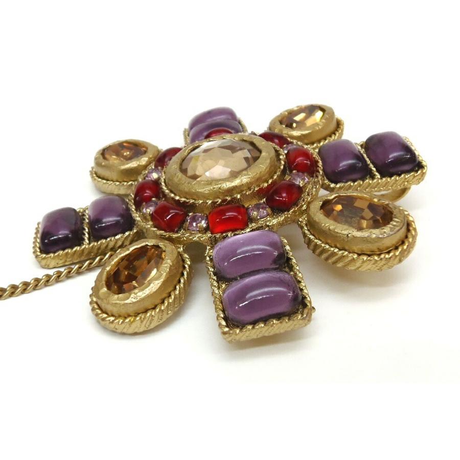 CHANEL（シャネル） ブローチ グリポア 02P 赤・ピンク【中古】(61551