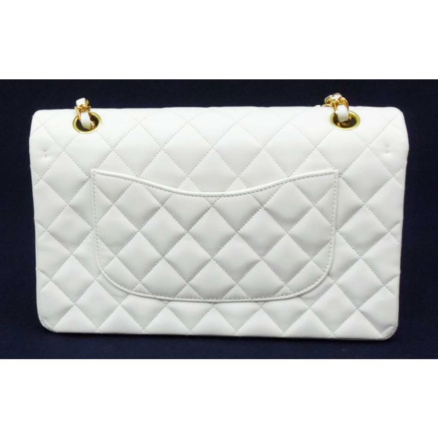 CHANEL チェーンショルダーバッグ マトラッセWフラップ G金具 白 CHANEL チェーンショルダーバッグ マトラッセWフラップ G金具 白