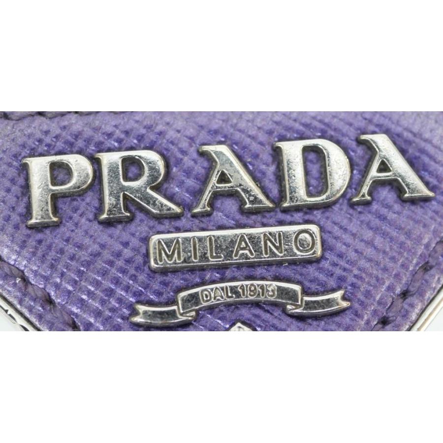 PRADA（プラダ） キーホルダー トライアングル キーリング チャーム