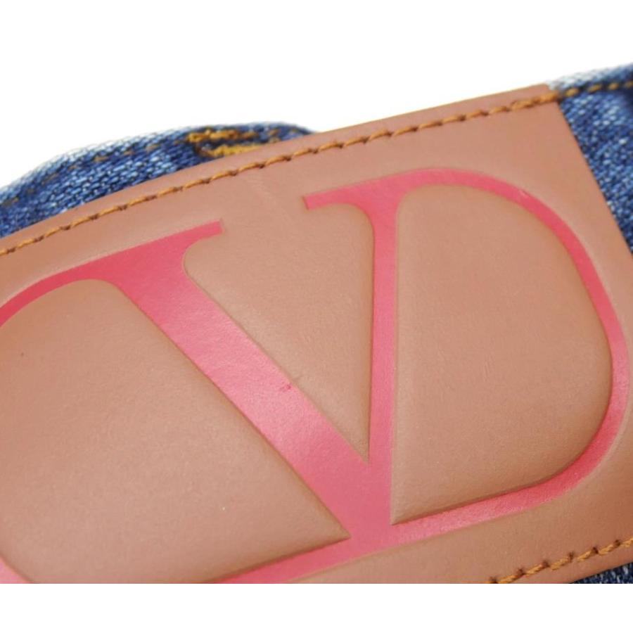 VALENTINO ヴァレンティノ ブルーウォッシュドデニム パンツ VALENTINO ヴァレンティノ ブルーウォッシュドデニム パンツ