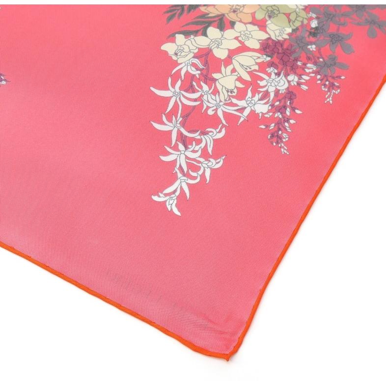 HERMES（エルメス） カレ90 ローブレジェール スカーフ 馬 ピンク