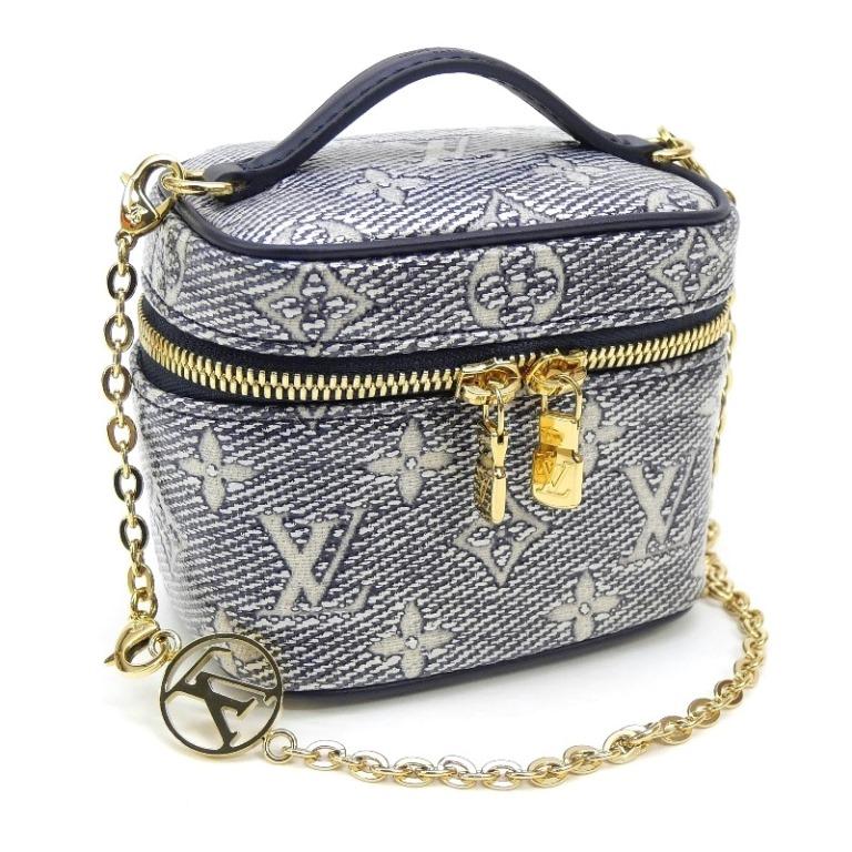 素敵なルイヴィトン　モノグラム LOUIS VUITTON（ルイ・ヴィトン） ミクロ・ヴァニティ M82467