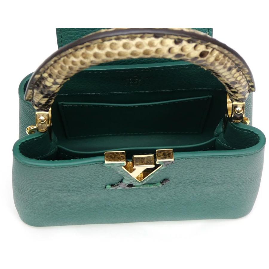 LOUIS VUITTON（ルイ・ヴィトン） ショルダーバッグ カプシーヌ MINI