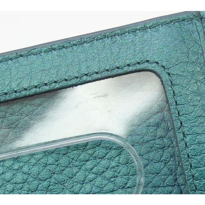 BOTTEGA VENETA（ボッテガ・ヴェネタ） ネックストラップ付パスケース