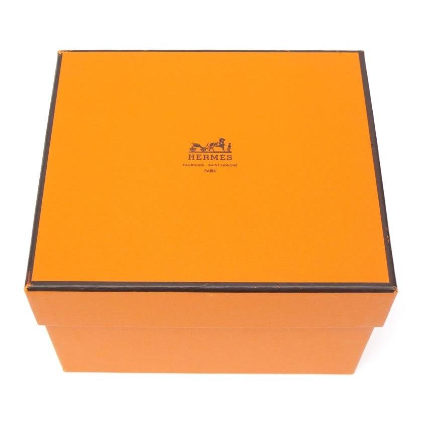 HERMES（エルメス） ペン立て エブリン ロゴ トープ(68702) : 堀田商事