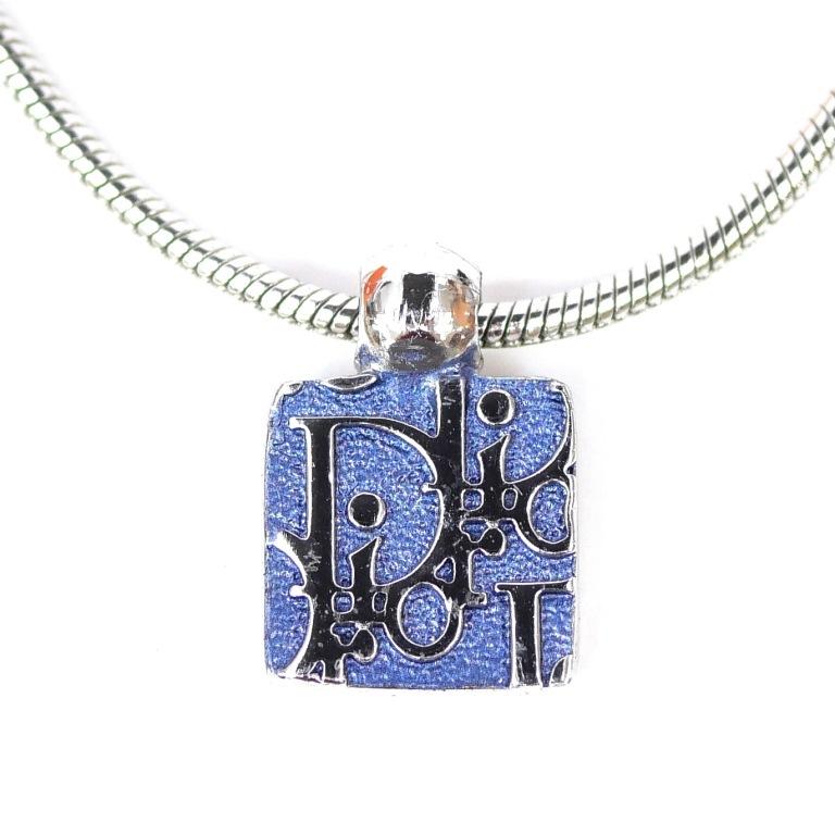 Christian Dior（クリスチャン・ディオール） C・ディオール