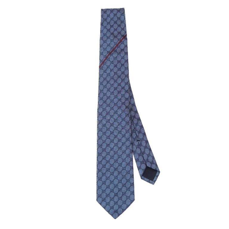 美品 GUCCI ネクタイ シルク100% ライトブルー GG柄 総柄 GUCCI（グッチ） ネクタイ GGシェリーライン ブルー系 シルク(69459