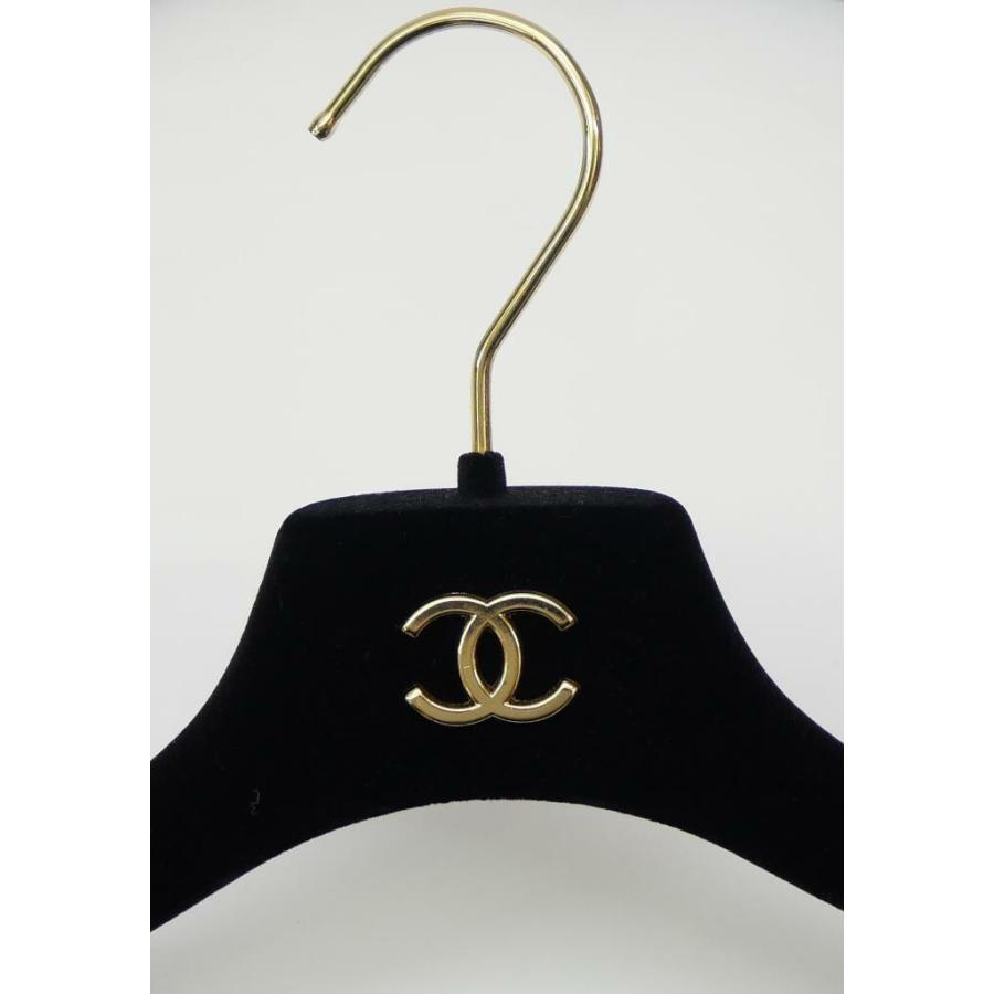 美品 CHANEL シャネル 純正 ハンガー 2本セット ベロア ココマーク 黒 CHANEL（シャネル） ハンガー 2本セット ココマーク 【中古】(70244