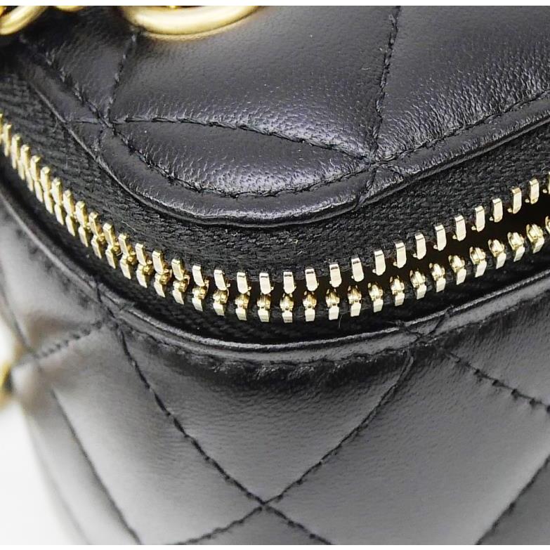 CHANEL（シャネル） バニティ チェーンショルダーバッグ マトラッセ 黒