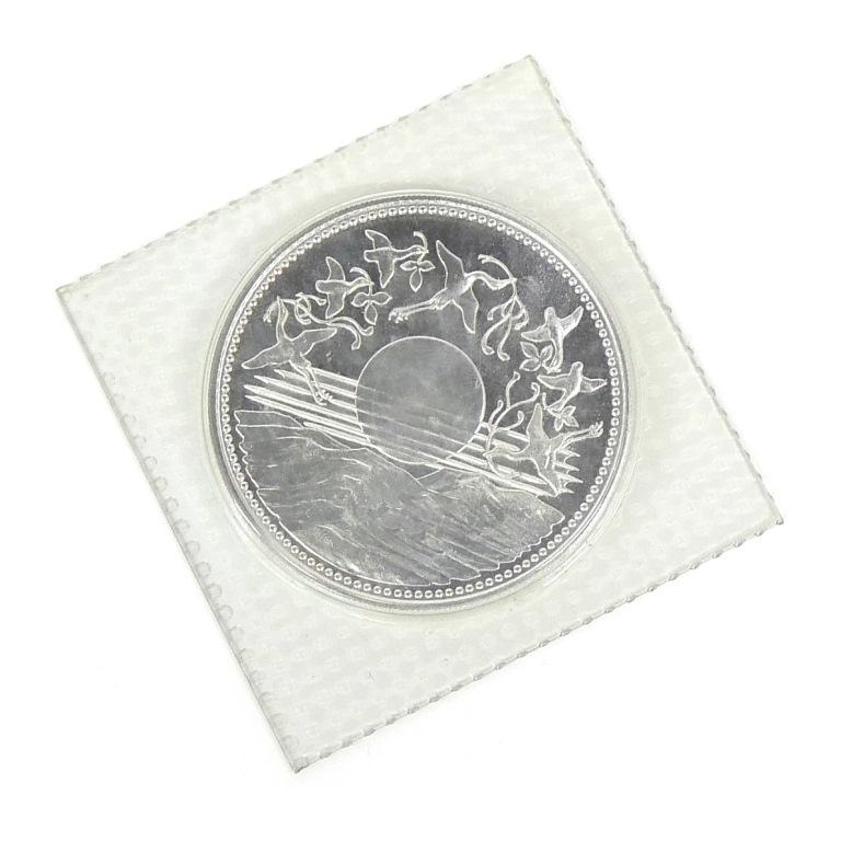 天皇陛下御在位60年記念 1万円硬貨　昭和61年　記念　記念硬貨 昭和61年 天皇陛下御在位60年1万円銀貨 パック入り 未開封 記念貨幣