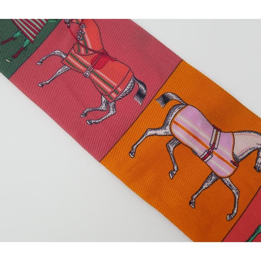 HERMES（エルメス） スカーフ ツイリー 新・馬着 Couvertures
