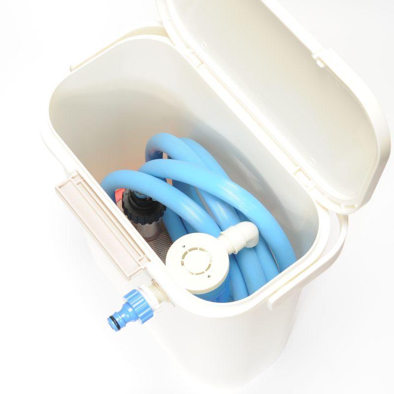 コンパクト止水フロート付き貯水タンク縦型10L : ホース屋