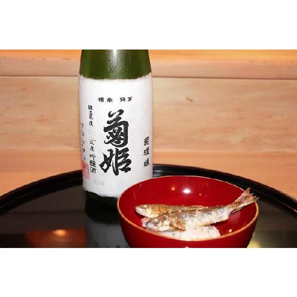 全国送料無料】菊理媛1800ml(1升)17度【菊姫】【長期熟成】【ビン貯蔵