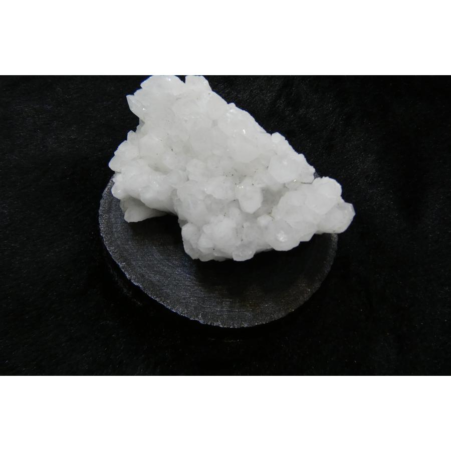 希少 神岡鉱山産 天然水晶クラスター 746g（パイライト・エピドート