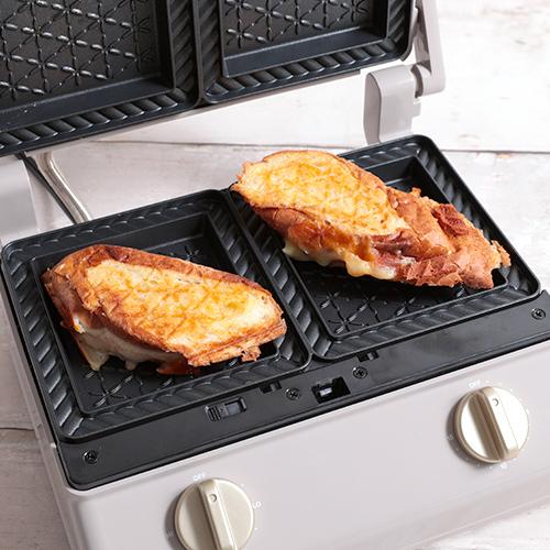 【新品未使用】BRUNO グリルサンドメーカー ダブル BOE084-RD　D BRUNO ブルーノ グリルサンドメーカー ダブル 単品 BOE084 | 新着