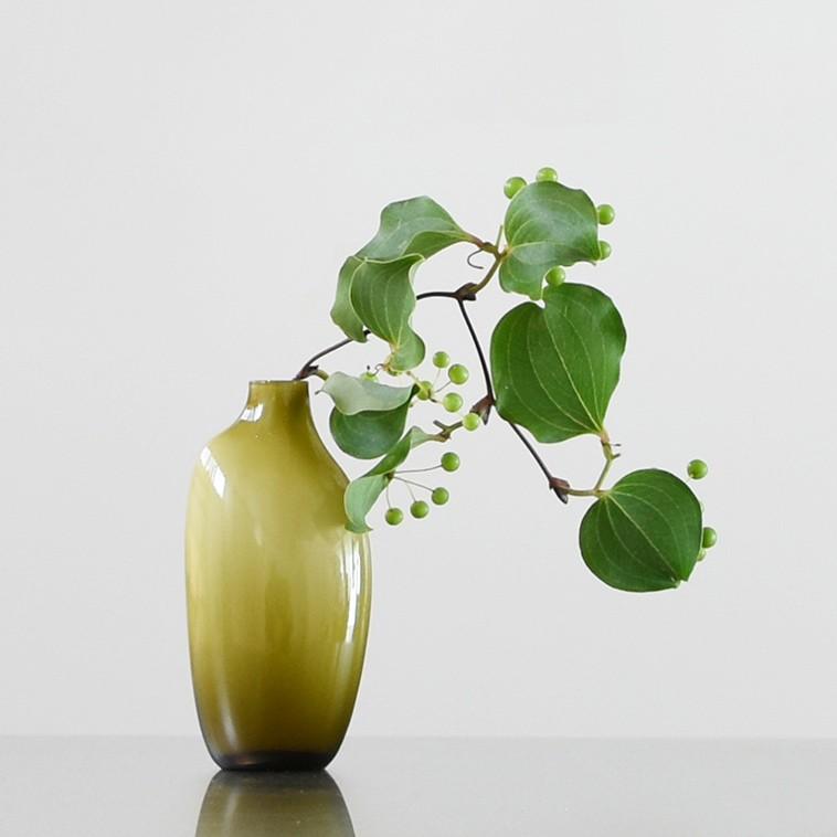 一輪挿し Sacco Glass 花瓶 花器 フラワーベース ガラス シンプル 植物 花 キントー Kinto Kinto Hot Crafts ホットクラフト 通販 Yahoo ショッピング