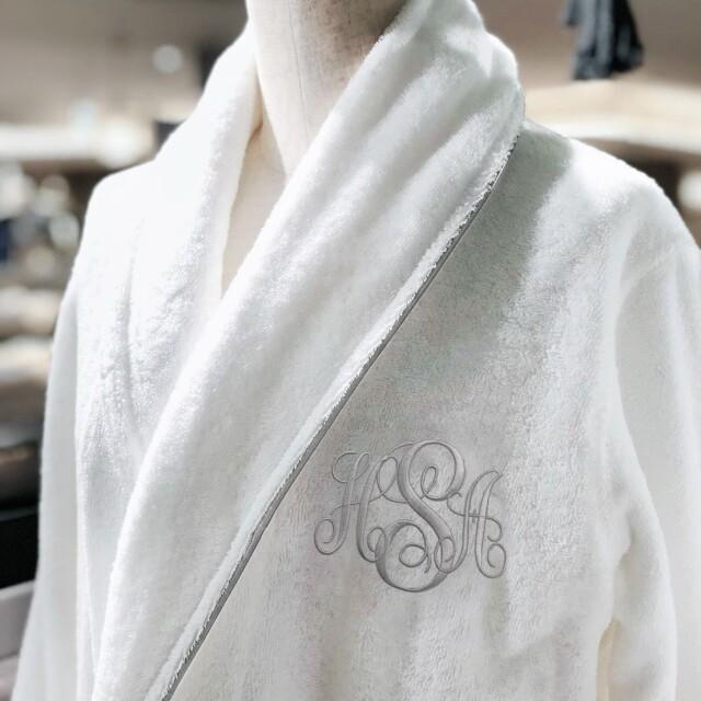 バスローブ メンズ レディース 男女兼用 綿100 名入れ サテンステッチバスローブ Ssrobe ホテルライクインテリア 通販 Yahoo ショッピング