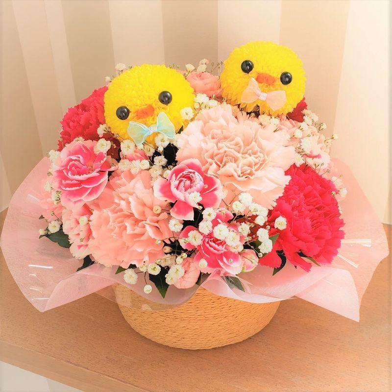 黄色 小鳥ちゃん 花金 高岡本店 New 生花ピンポンマムを使用し２羽の小鳥ちゃんをつくりました キャラクター アニマル アレンジメ Hotlife 通販 Yahoo ショッピング