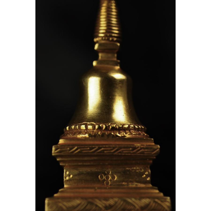 仏塔（ストゥーパ） 銅造鍍金彫金仕上げcの画像