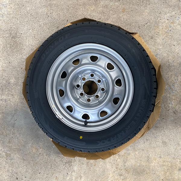 DUNLOP アクア ヴィッツ スペイド パッソ スイフト ソリオ など DUNLOP アクア ヴィッツ スペイド パッソ スイフト ソリオ など