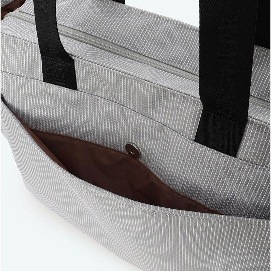 Munsingwear（マンシングウェア） ステッチナイロン トートバッグ 約