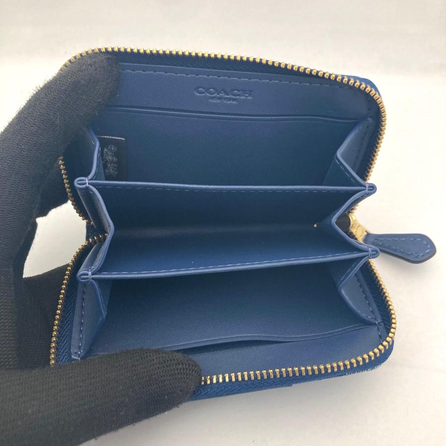 COACH（コーチ） 【新品同様】COACH エッセンシャル スモールジップ