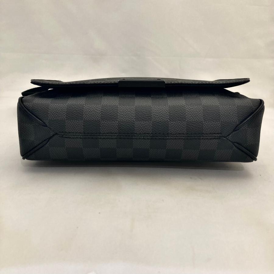 【A+ランク】Louis Vuitton ルイヴィトン ダミエ グラフィット ディストリクトPM ショルダーバッグ N41260【中古】の画像