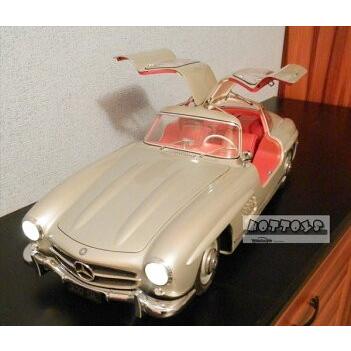 巨大ミニカー 全長 60cm ギミック装置付き 巨大 精密 1/8 メルセデス