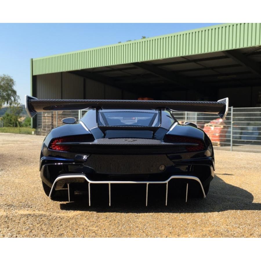 巨大 全長 60cm ミニカー 巨大 精密 1/8 アストンマーチン・ヴァルカン