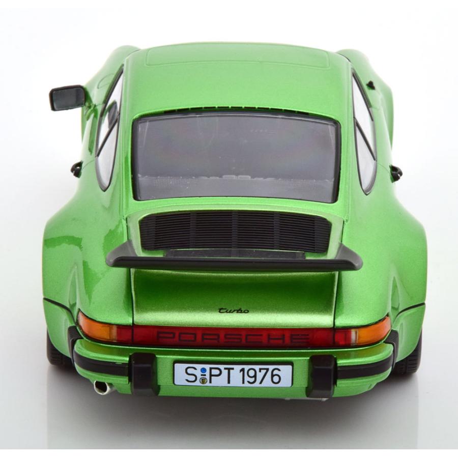 ミニカー 1/18 ポルシェ 911 (930)ターボ 3.0 1978 グリーン ミニカー 1/18 ポルシェ 911 (930)ターボ 3.0 1978 グリーン