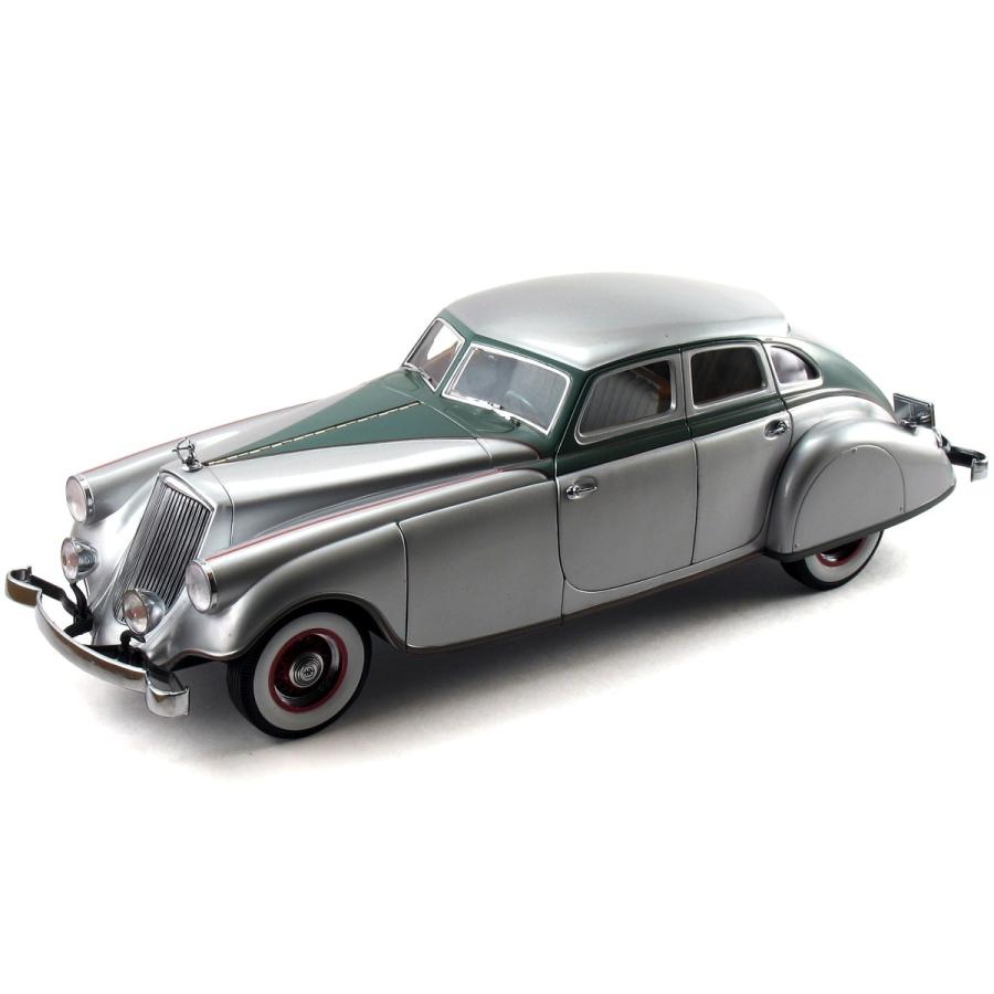 ミニカー 1/18 ピアース・アロー 1933 シルバー色 予約商品 : HOTTOYS