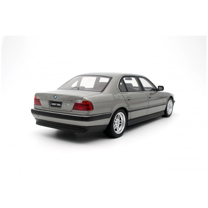 ミニカー 1/18 007 BMW 750iL 007 トゥモロー ネバー ダイ 007 ミニカー 1/18 007 BMW 750iL 007 トゥモロー ネバー ダイ 007