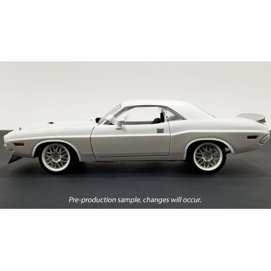 ミニカー 1/18 ACME 1970 ダッジ チャレンジャー R/T カスタム ミニカー 1/18 ACME 1970 ダッジ チャレンジャー R/T カスタム