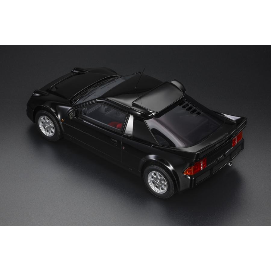 非常に完成度の高いモデルです。ミニカー 1/18 Top Marques Ford RS200