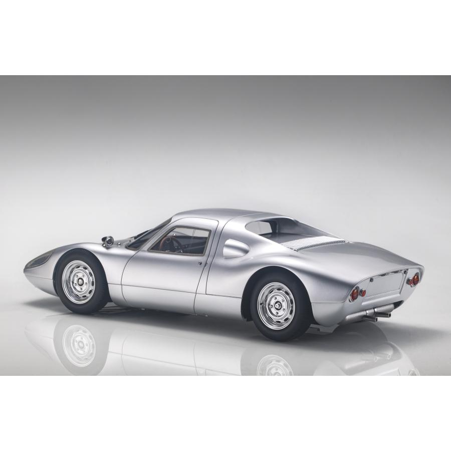 非常に完成度の高いモデルです。1/12巨大 ミニカー ポルシェ 904GTS