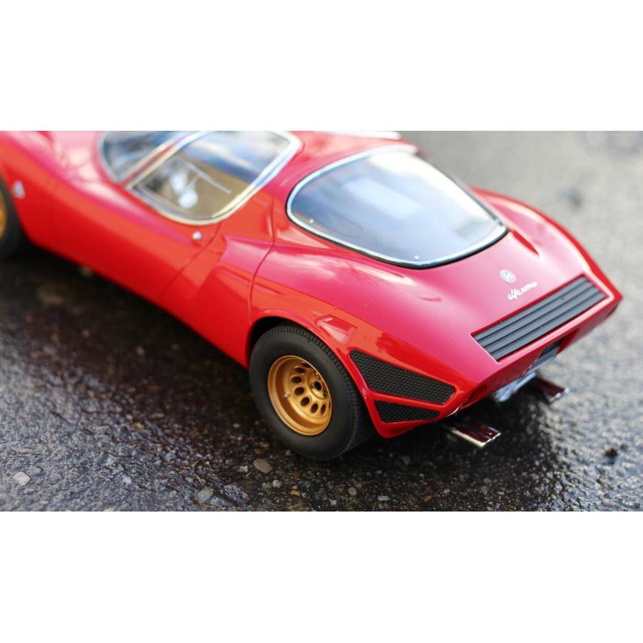 ミニカー 1/18 1967 アルファロメオ 33 ストラダーレ 赤色 ALFA ROMEO